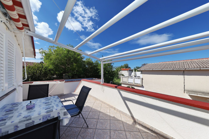 Apartments Miljenka near the sea, Nin, Dalmatia, Croatia Nin