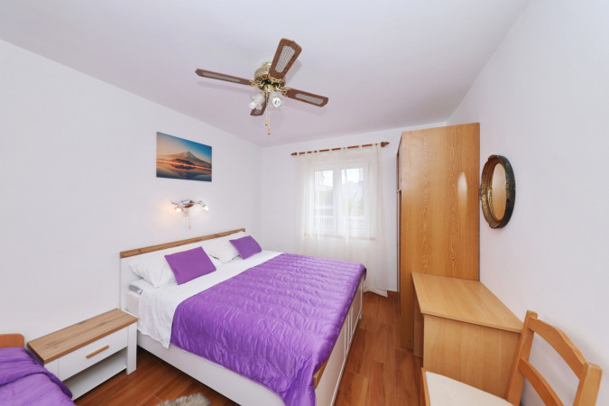 Apartments Miljenka near the sea, Nin, Dalmatia, Croatia Nin