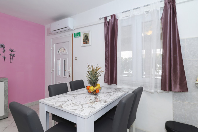 A1, Apartments Miljenka near the sea, Nin, Dalmatia, Croatia Nin