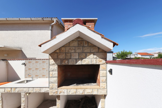 Exterior, Apartments Miljenka near the sea, Nin, Dalmatia, Croatia Nin