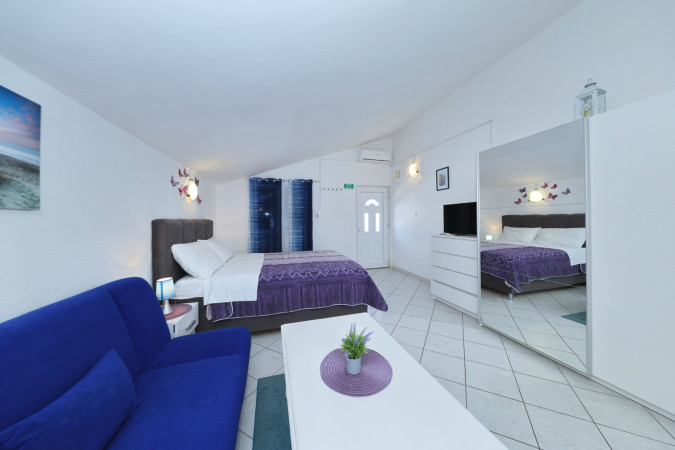 Apartment 3, Apartments Miljenka near the sea, Nin, Dalmatia, Croatia Nin