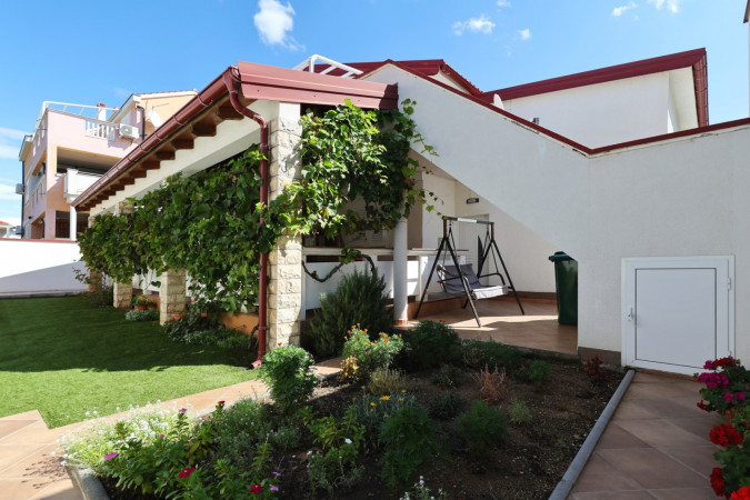 Exterior, Apartments Miljenka near the sea, Nin, Dalmatia, Croatia Nin