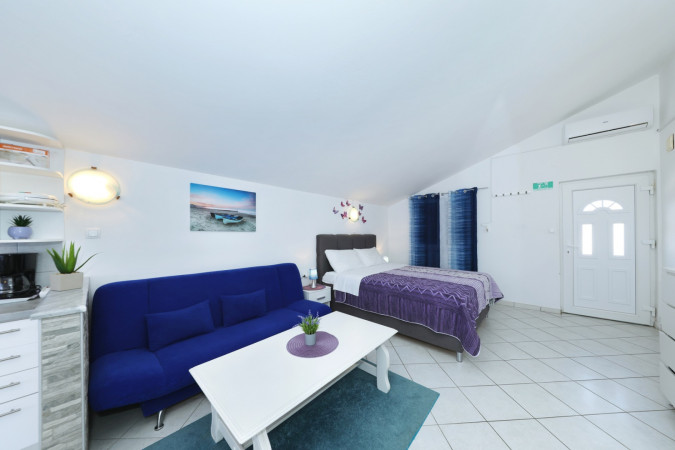 Apartment 3, Apartments Miljenka near the sea, Nin, Dalmatia, Croatia Nin