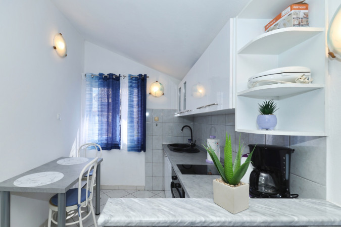 Apartment 3, Apartments Miljenka near the sea, Nin, Dalmatia, Croatia Nin