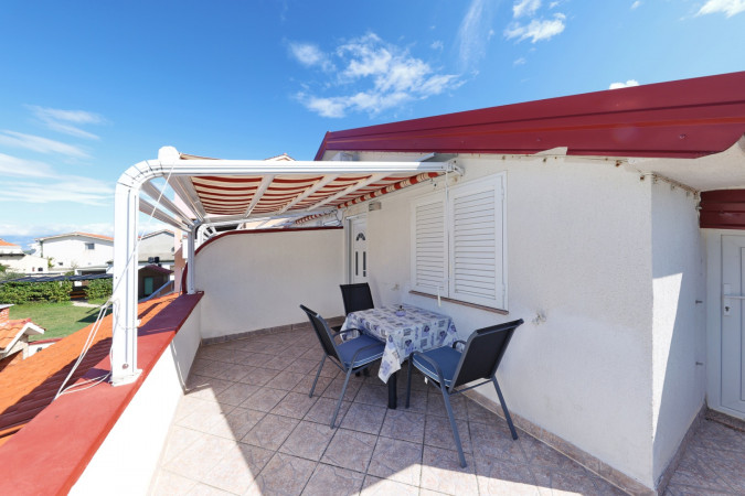 Apartments Miljenka near the sea, Nin, Dalmatia, Croatia Nin