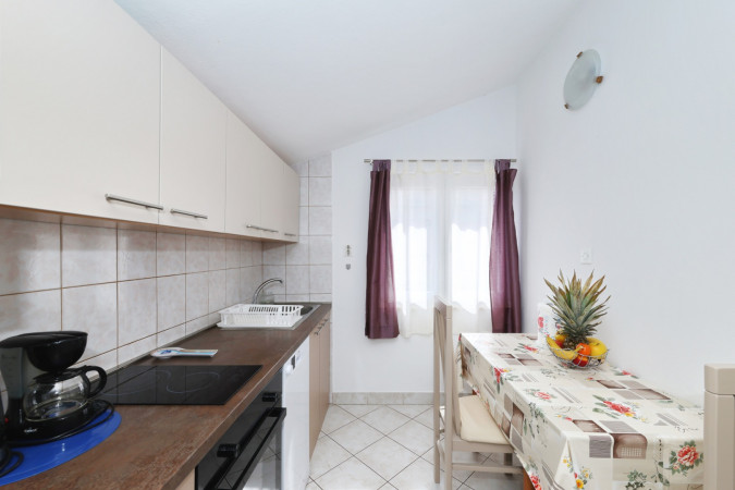 Apartment 2, Apartments Miljenka near the sea, Nin, Dalmatia, Croatia Nin